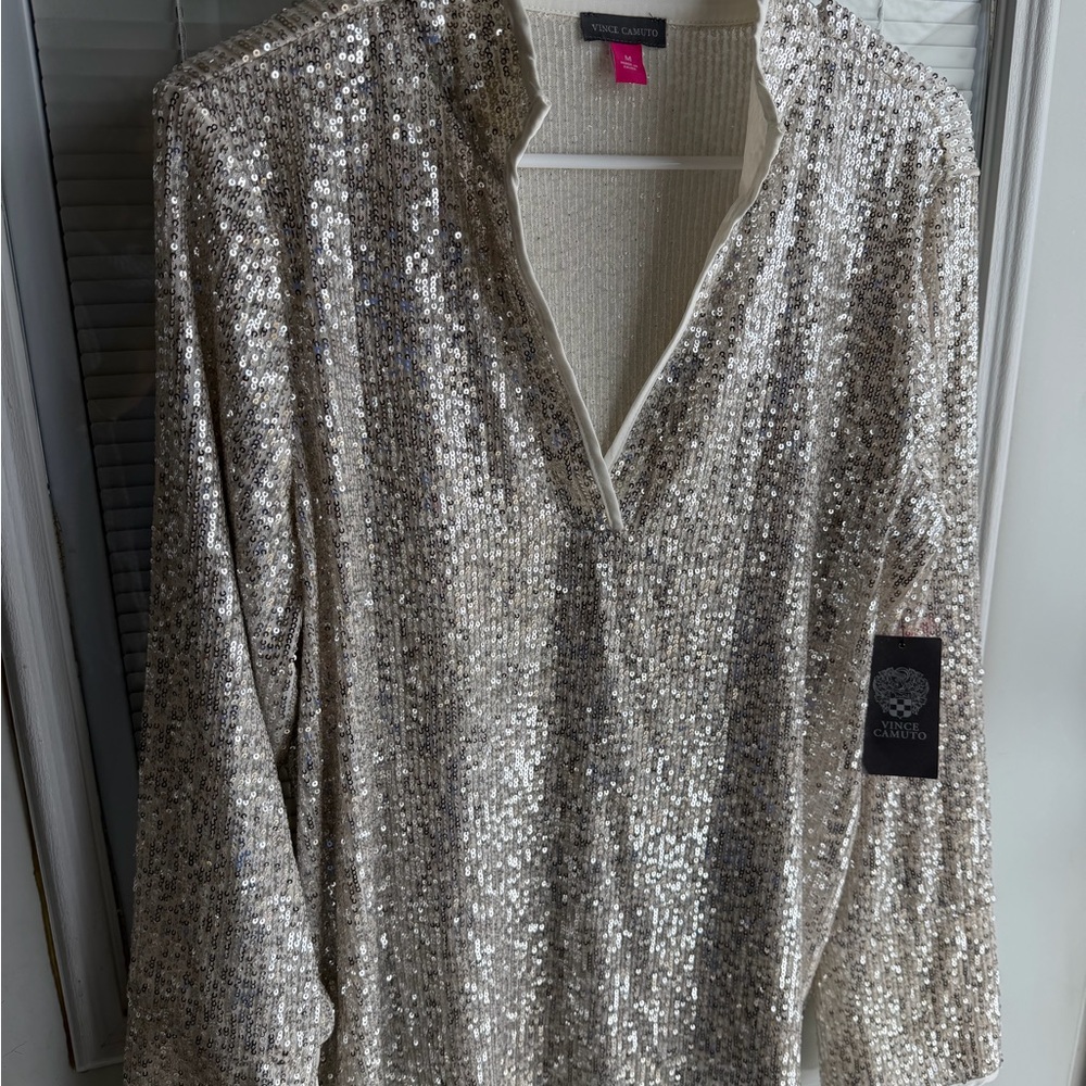 Vince Camuto Silver Textured Top MSRP $89